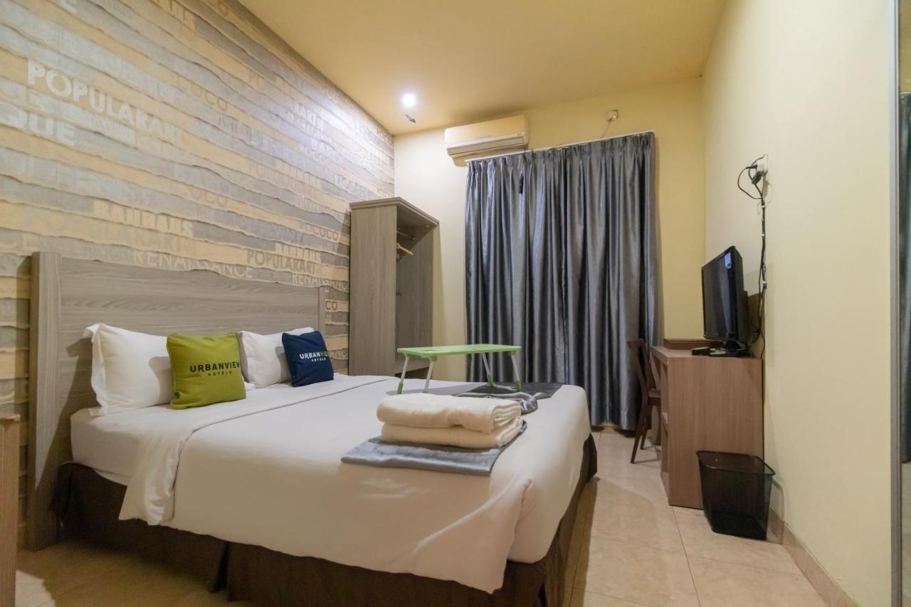 Urbanview Hotel Best Skip Palembang Palimbão Exterior foto