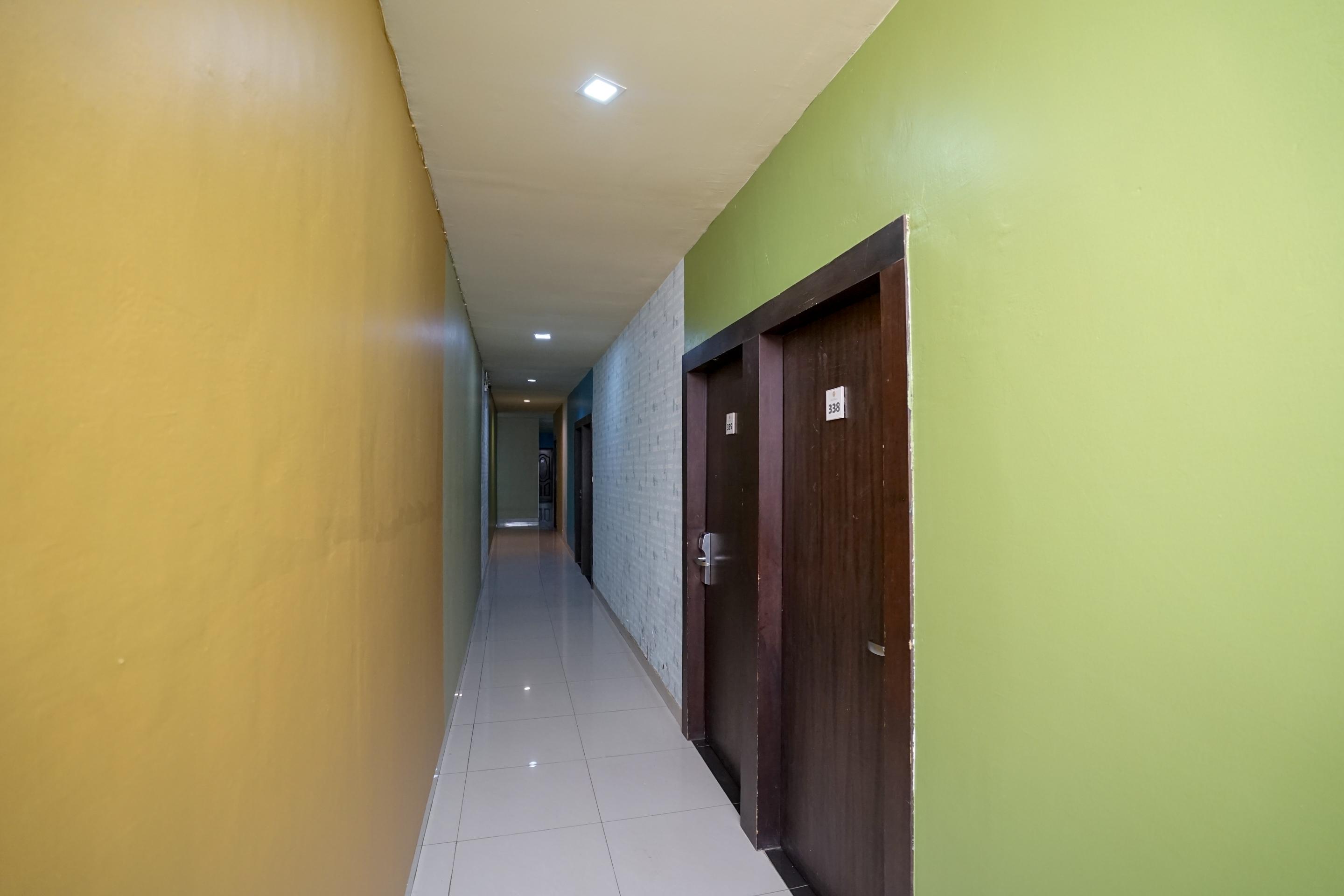 Urbanview Hotel Best Skip Palembang Palimbão Exterior foto